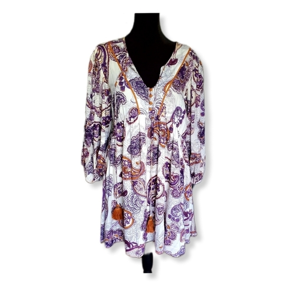 Band of Gypsies Dresses & Skirts - NWT Band of the Free Lyonette Paisley Dress Sz S